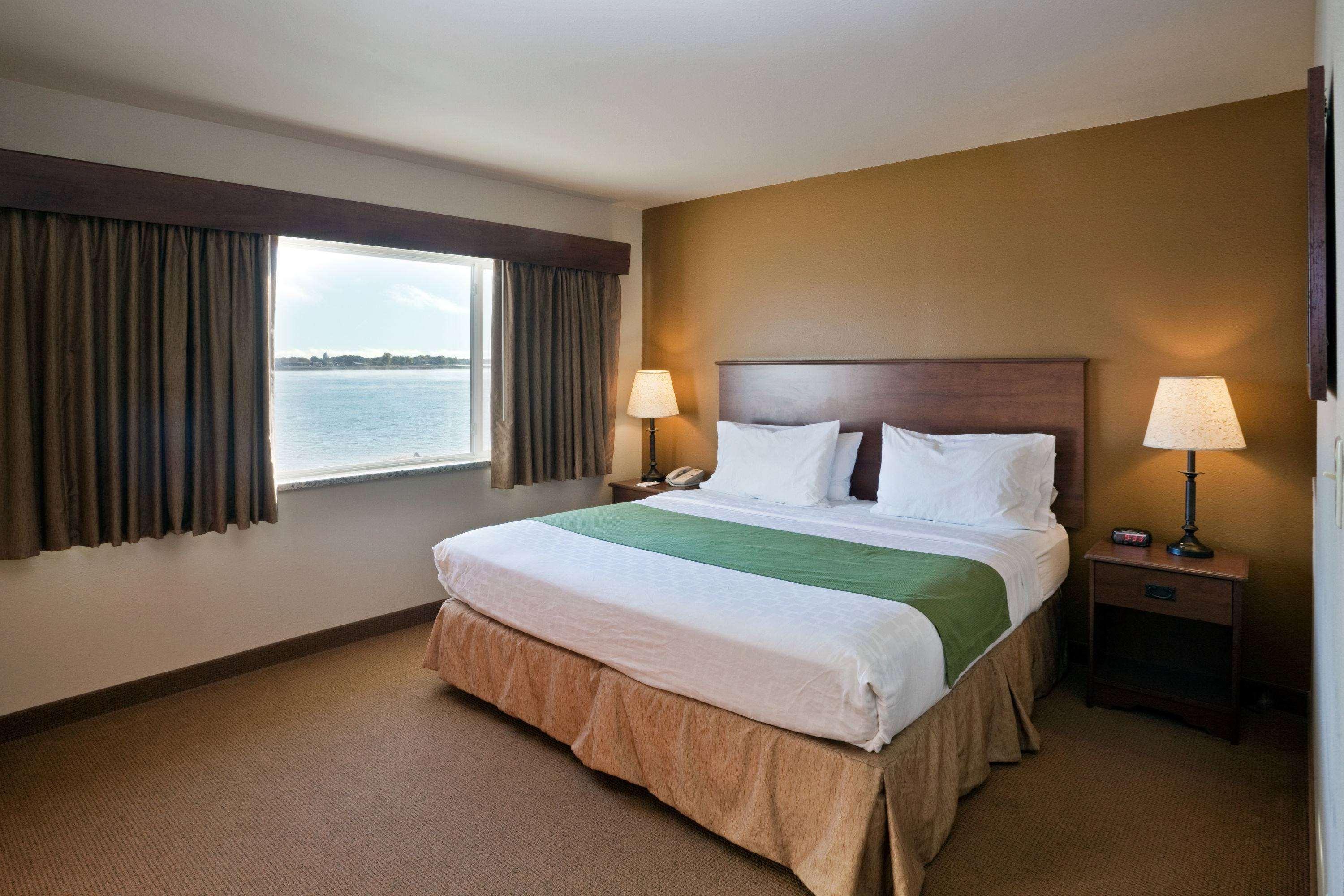Americinn By Wyndham Fort Pierre Conference Center Экстерьер фото